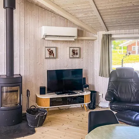 Ferienhaus Beautiful Home In Rudkobing With Sauna Spodsbjerg