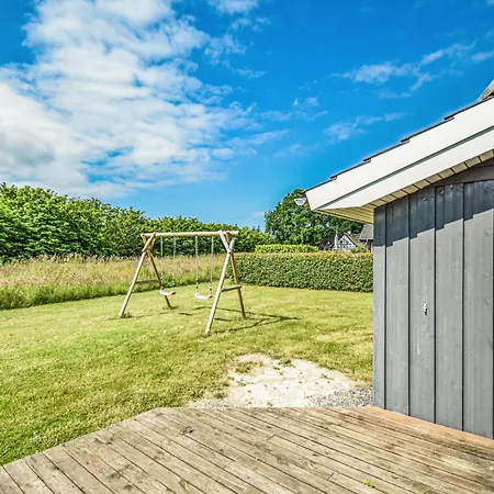 Beautiful Home In Rudkobing With Sauna * Spodsbjerg